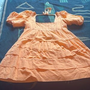 L Anthropologie Dress. Worn once. Great condition. Peachy color. 🍑